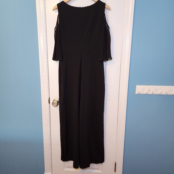 Connected Apparel Cold Shoulder Jumpsuit Size 8P - Picture 2 of 16